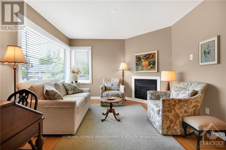 Property Photo:  1707 Edge Hill Place  ON K1V 7W5 