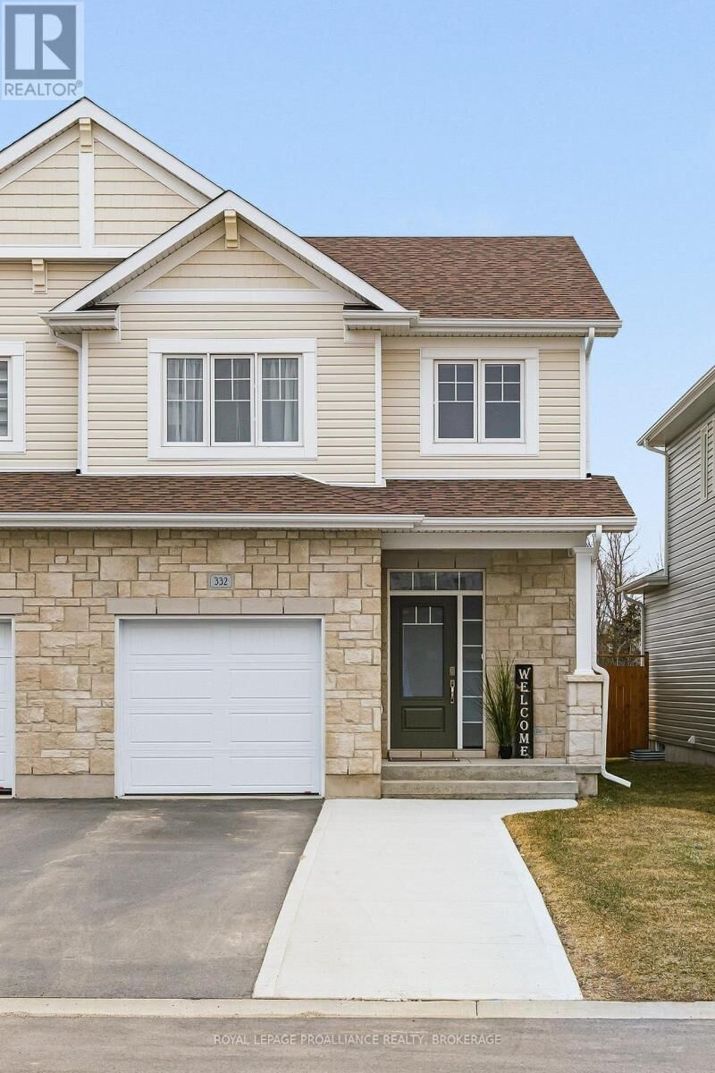 Property Photo:  332 Buckthorn Drive  ON K7P 0S1 