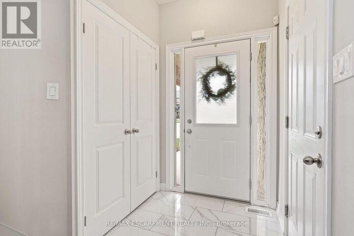 Property Photo:  131 Sonoma Lane  ON L8E 0J9 