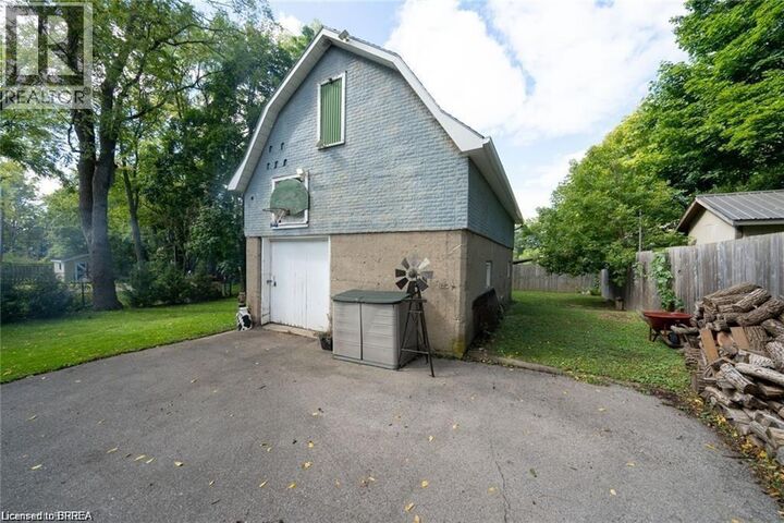 Property Photo:  284 Colborne Street North  ON N3Y 3V5 