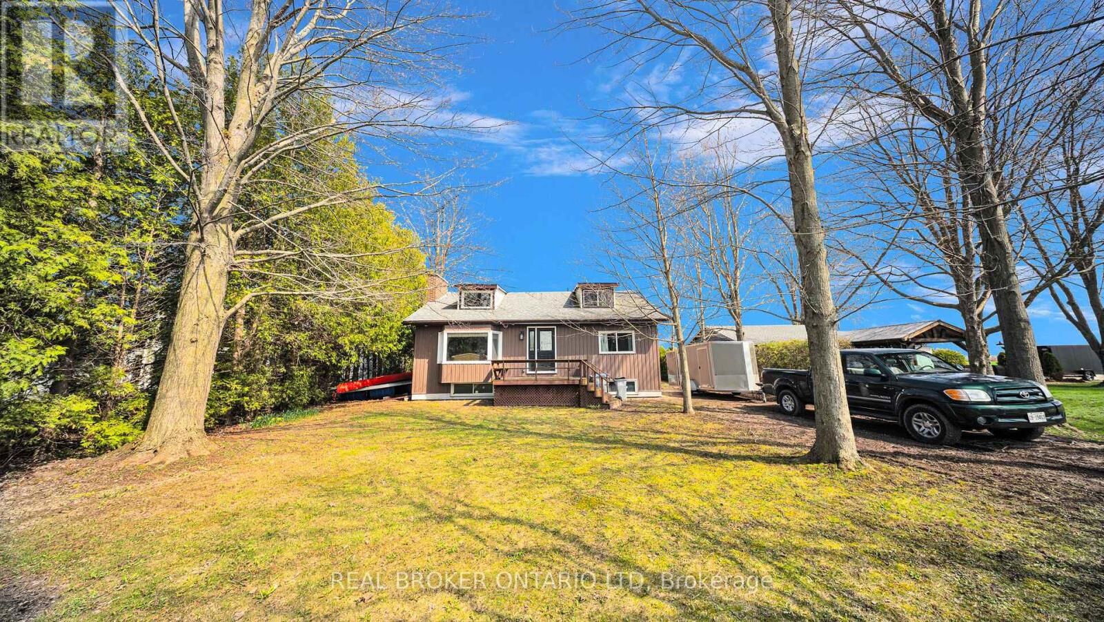Property Photo:  74652 Talbot Crescent  ON N0M 1G0 