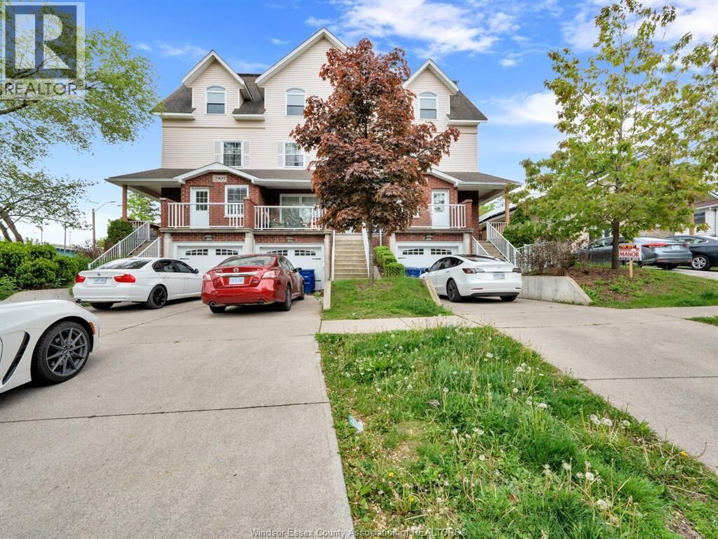 Property Photo:  2929 Donnelly  ON N9C 1L9 