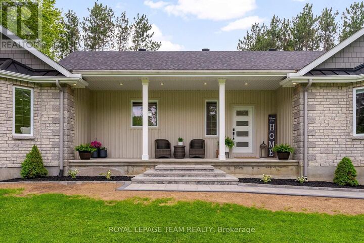 Property Photo:  108 Royal Troon Lane  ON K0A 1T0 