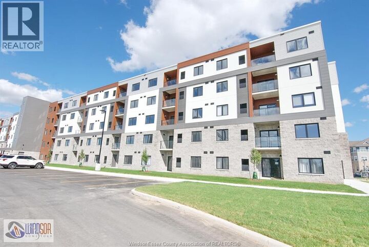 Property Photo:  2550 Sandwich West Parkway 318  ON N9H 0N4 