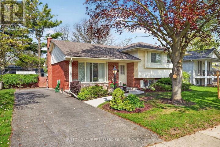 Property Photo:  104 McLean Drive  ON N5X 1Y5 