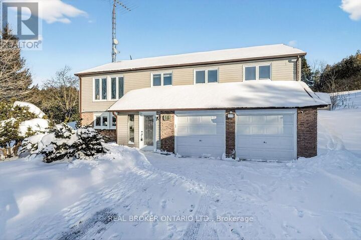 Property Photo:  16 Old Carriage Road  ON L9W 5A3 