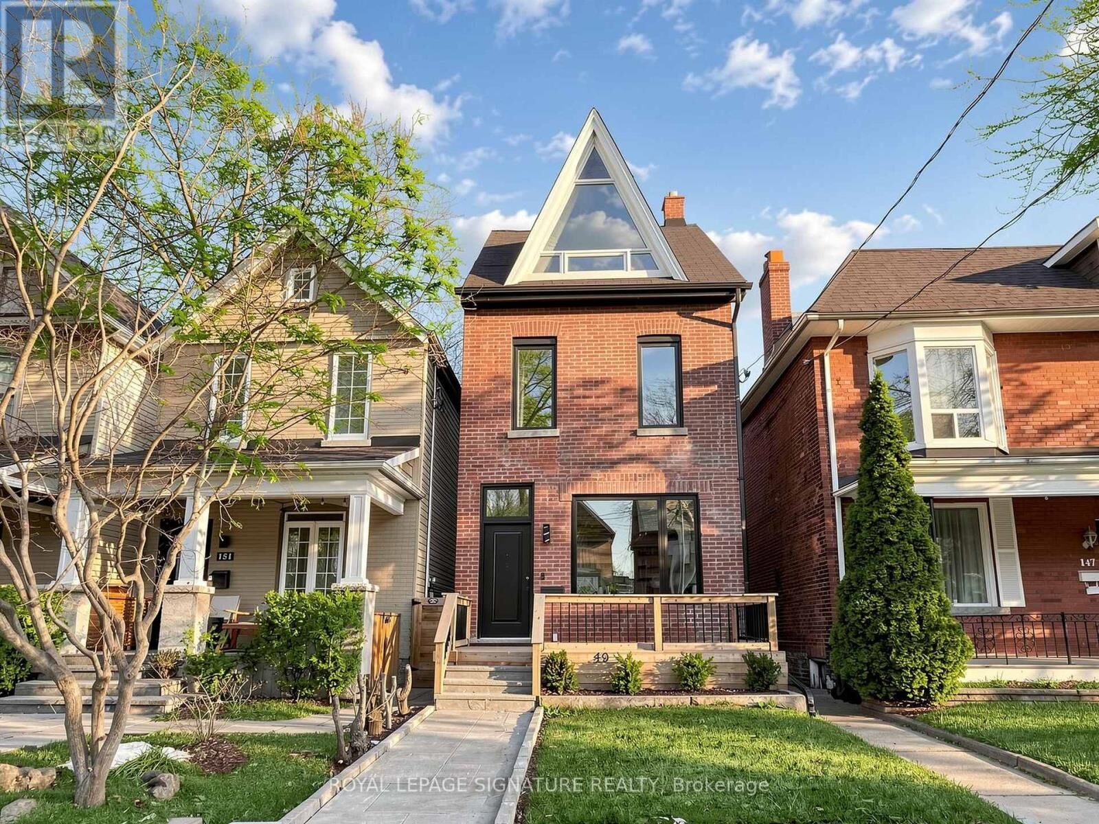 Property Photo:  149 Victor Avenue  ON M4K 1A9 