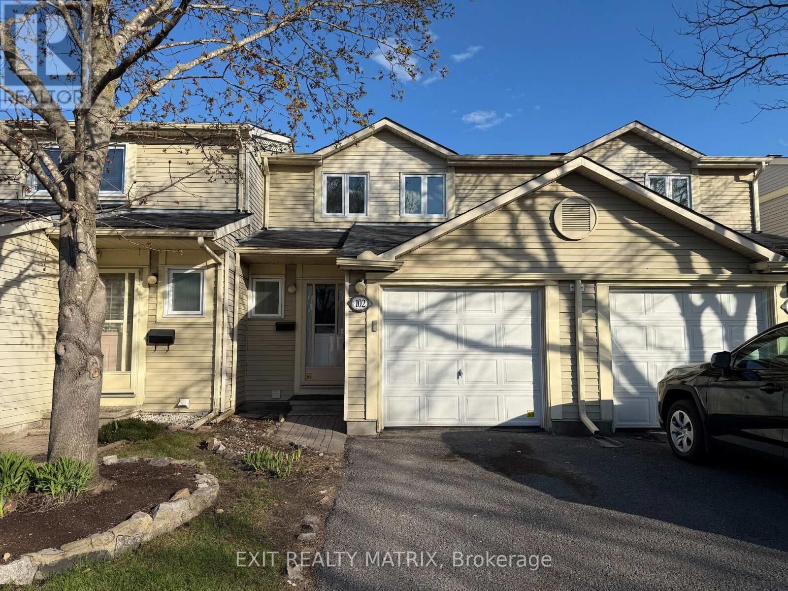 Property Photo:  102 Bujold Court  ON K2L 3N4 