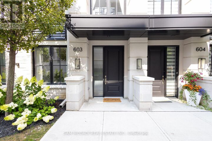 Property Photo:  1190 Cawthra Road 603  ON L5G 4K7 