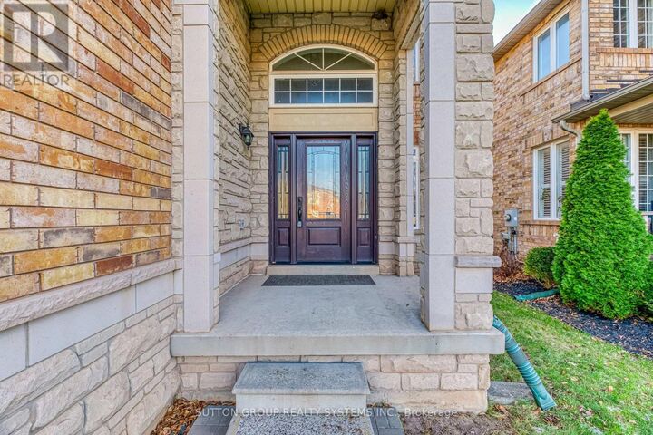 Property Photo:  2132 Pine Glen Road  ON L6M 5B4 