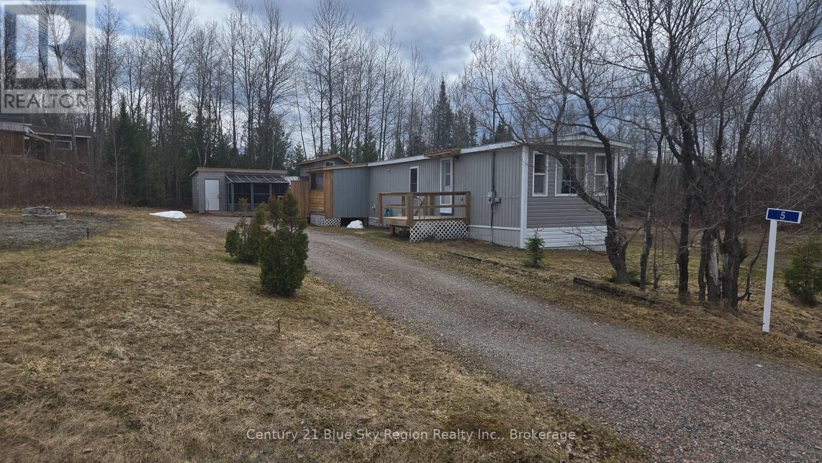 Property Photo:  5 Hillcrest Drive  ON P0H 2H0 