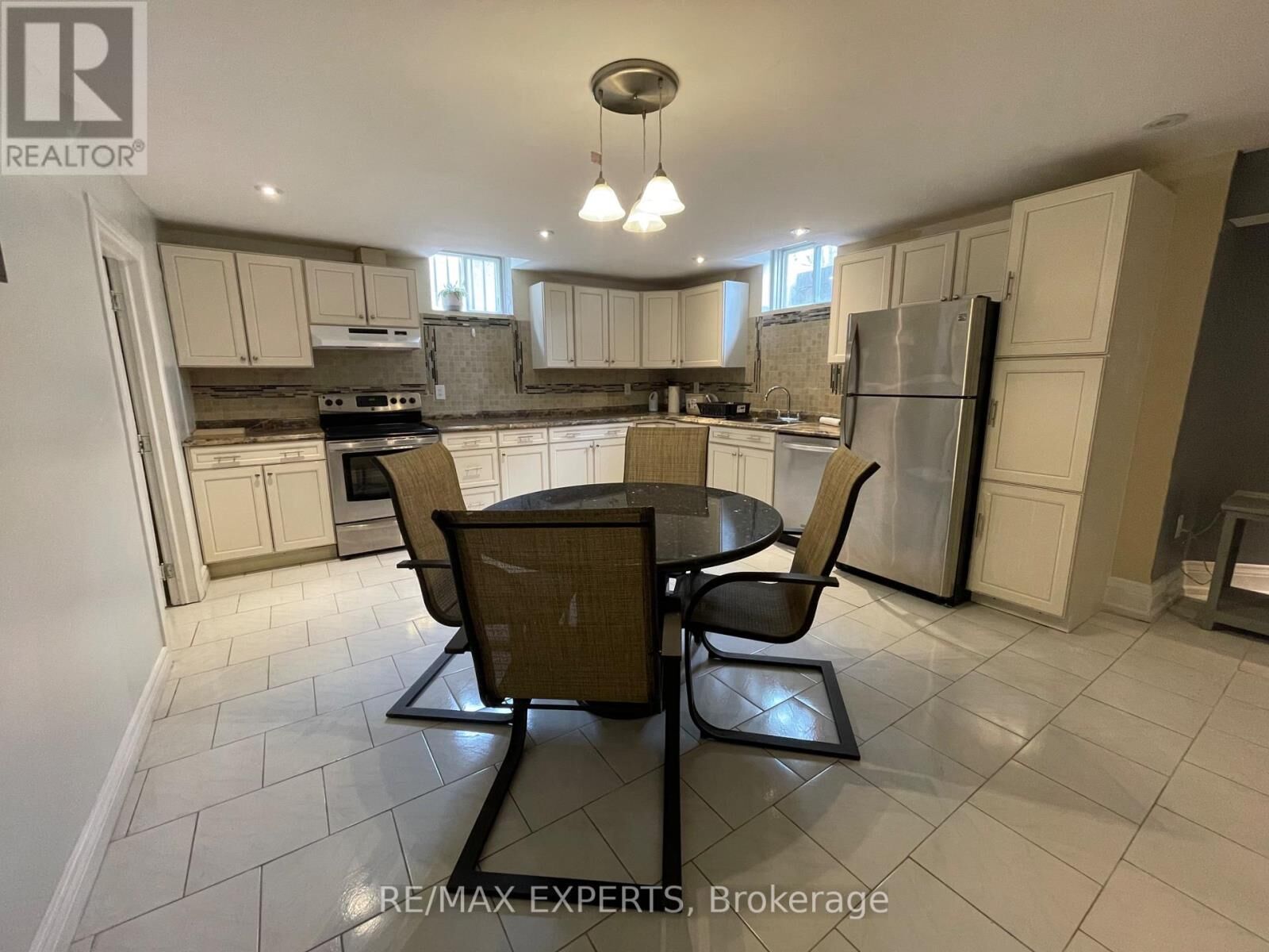 Property Photo:  145 Columbus Avenue Bsmt  ON L4L 7H1 