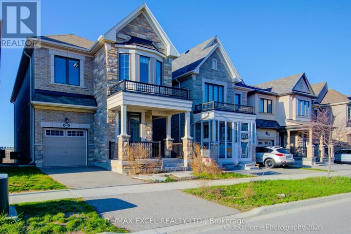 Property Photo:  94 Hartney Drive  ON L4S 0K6 