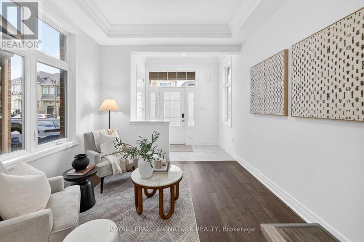 Property Photo:  1493 Ford Strathy Crescent  ON L6H 3W9 