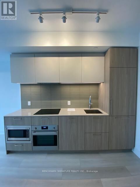Property Photo:  36 Olive Avenue 1713  ON M2N 4P9 