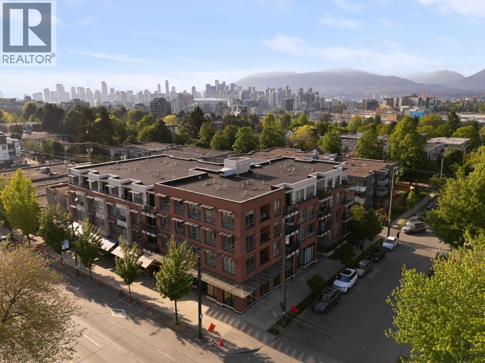 Property Photo:  2477 Carolina Street 309  BC V5T 0G8 