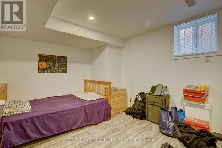 Property Photo:  5 Beechmont Drive Basement  ON L6Y 0X1 