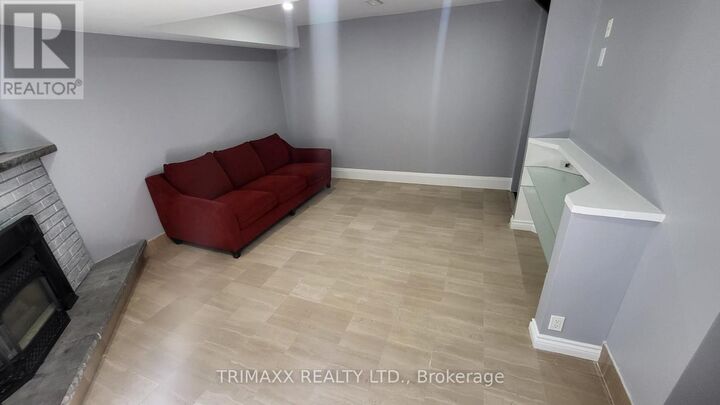 Property Photo:  19 St Andrews Boulevard Bsmt  ON M9R 1V9 