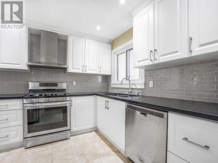 Property Photo:  1980 Faylee Crescent  ON L1V 2V6 