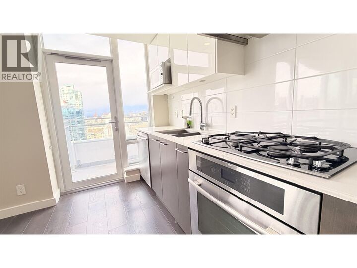 Property Photo:  1618 Quebec Street 2015  BC V6A 0C5 