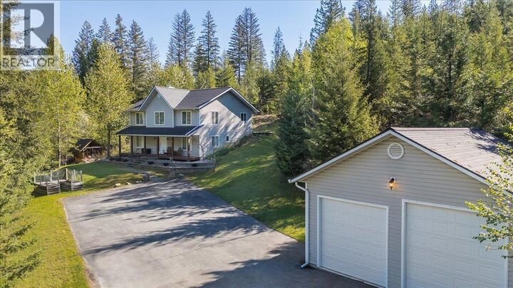 Property Photo:  2095 Pass Creek Road  BC V1N 4T1 
