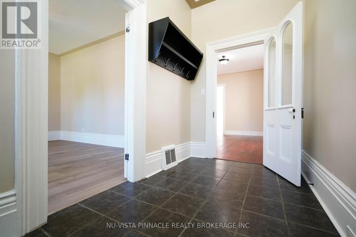 Property Photo:  571 Dufferin Avenue  ON N6B 2A5 