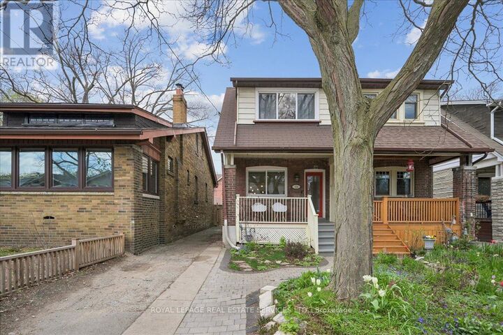 Property Photo:  104 Oakcrest Avenue  ON M4C 1B7 