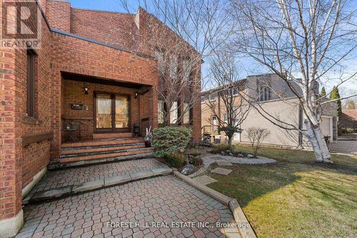 Property Photo:  73 Garnier Court  ON M2M 4C8 