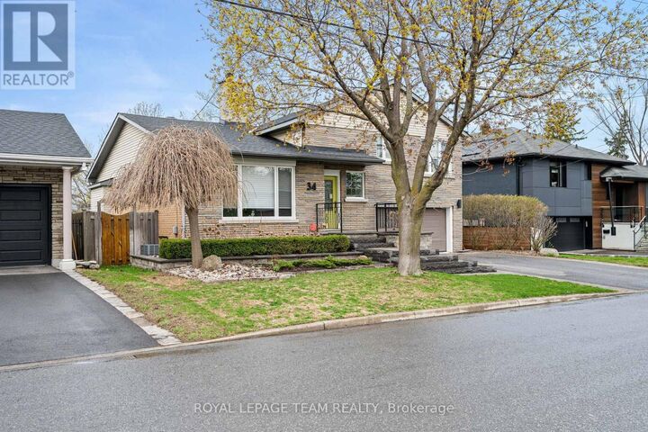 Property Photo:  34 Lynwood Avenue  ON K1Y 2B3 