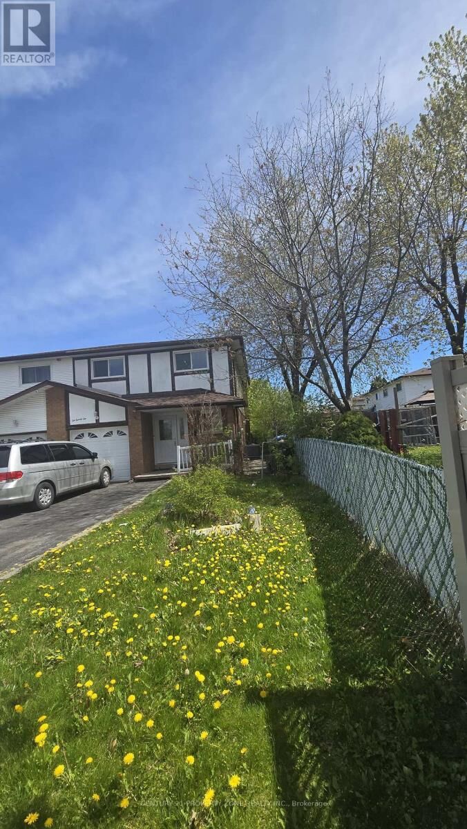 Property Photo:  122 Kingswood Drive  ON L6V 2W4 