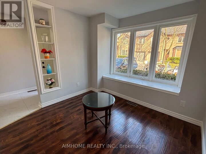 Property Photo:  4635 Regents Terrace 23  ON L5R 1X2 