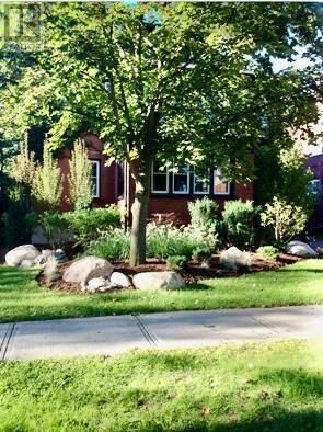 Property Photo:  520 Homewood Avenue  ON K9H 2N3 