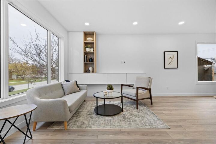 Property Photo:  557 Centennial Street  MB R3N 1R1 