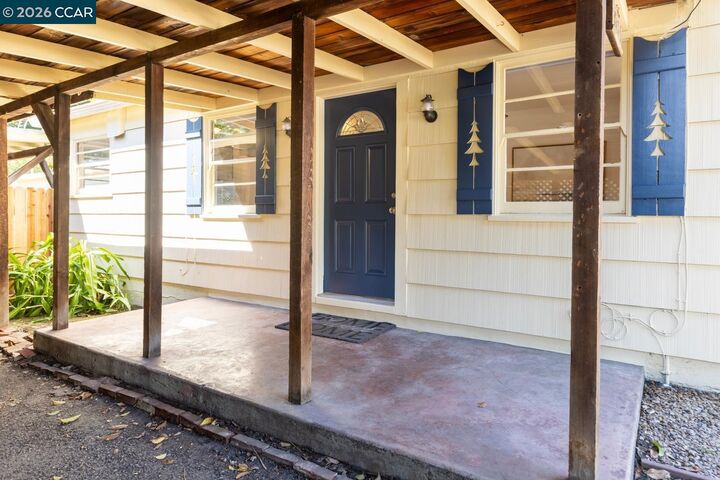 Property Photo:  3265 Hillview Ln  CA 94549 