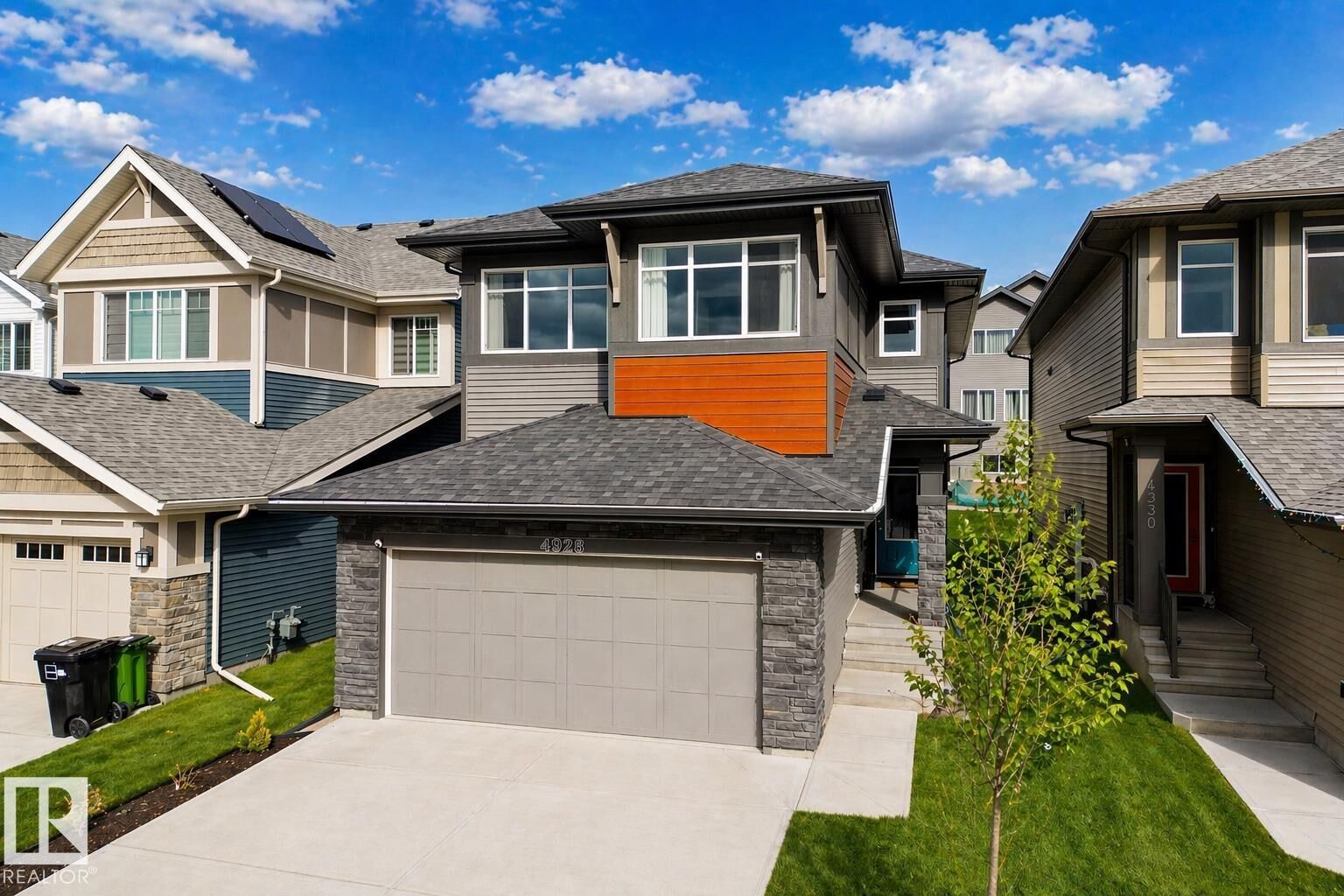 Property Photo:  4928 Kinney Road SW  AB T6W 5H1 