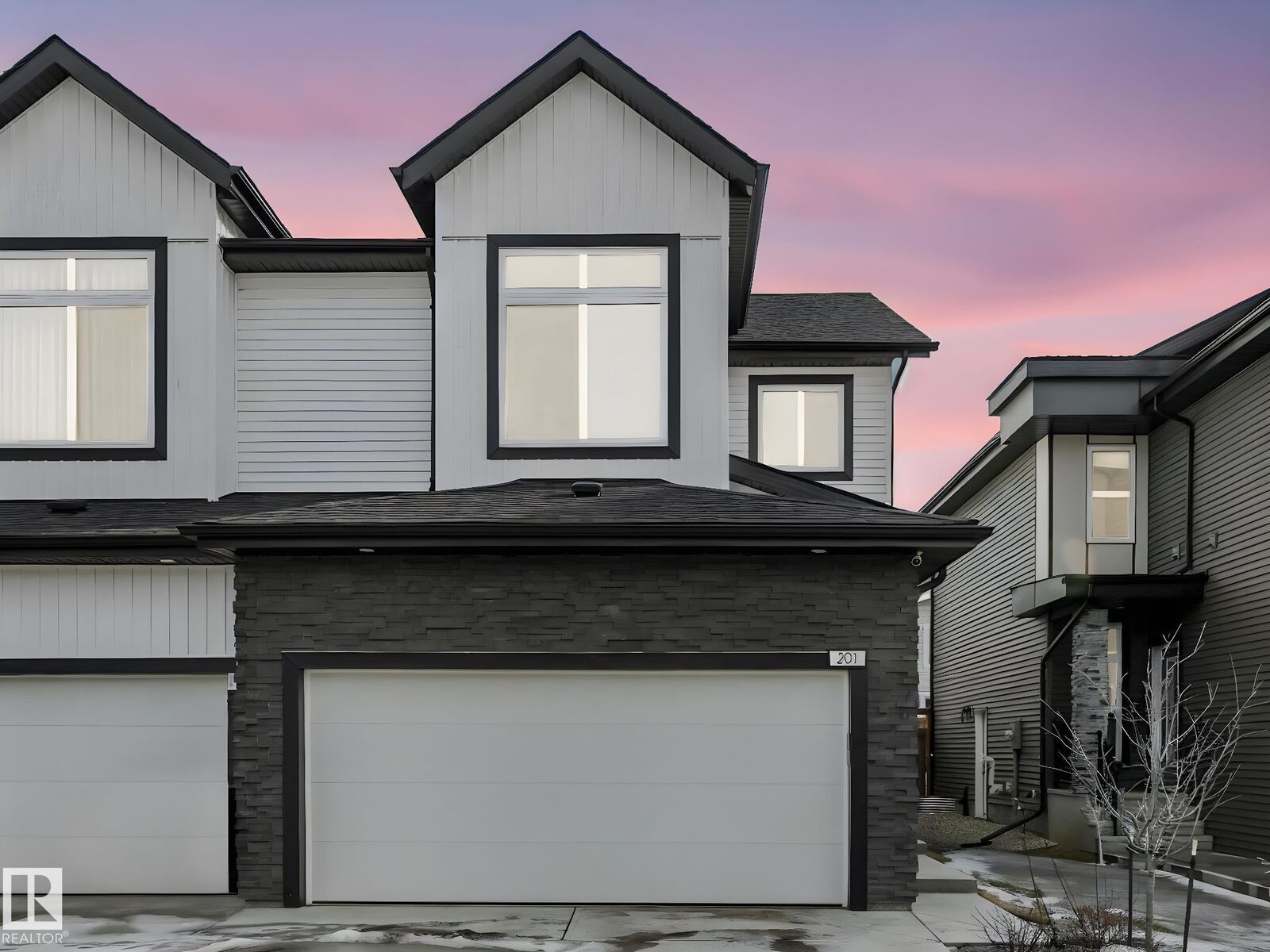 Property Photo:  201 Starling Way  AB T8L 1X5 