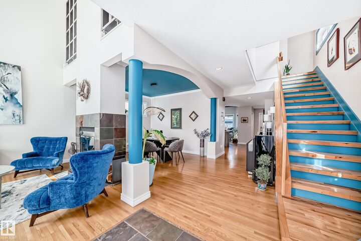 Property Photo:  9405 101 Street NW  AB T5K 0W5 