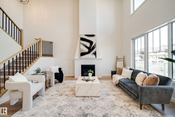 75 Chartres Close — photo 1