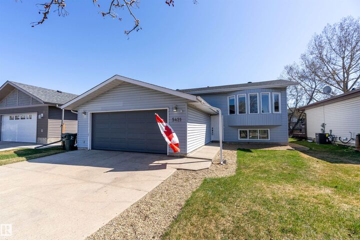 Property Photo:  5421 46 Street  AB T7Z 1E5 