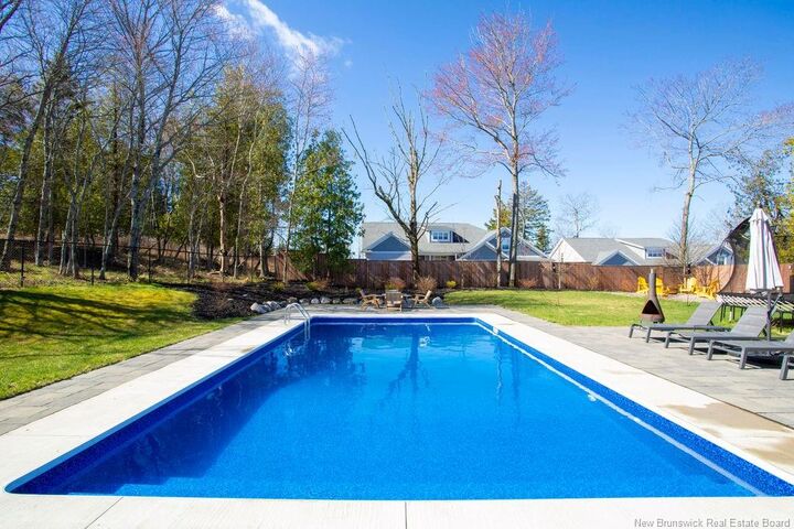 Property Photo:  9 Hillcrest Drive  NB E2E 5P6 