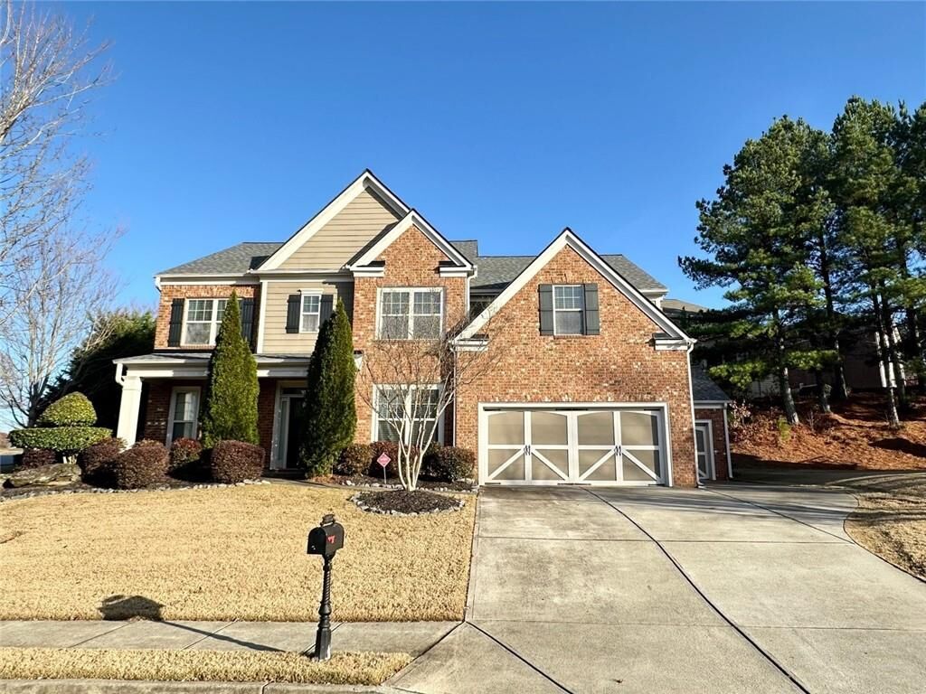 Property Photo:  5605 Upper Creek Court  GA 30024 