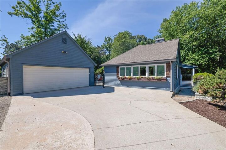 Property Photo:  3709 Timberlake Drive  GA 30506 