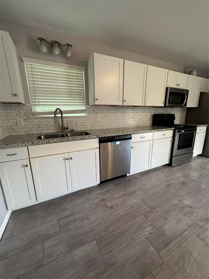 Property Photo: 7307 Avenue O 2 TX 77510