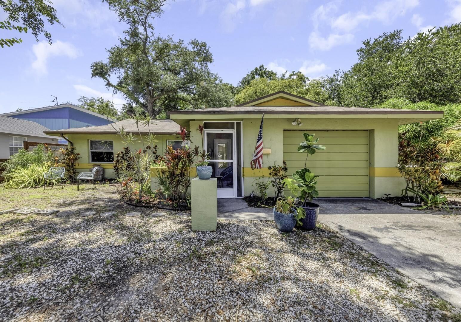 Property Photo:  416 N Washington Avenue  FL 33755 