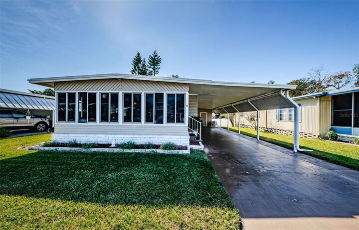 Property Photo:  39820 US Highway 19 N 15  FL 34689 