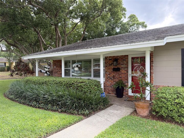 Property Photo:  3235 Inverness Court  FL 32806 