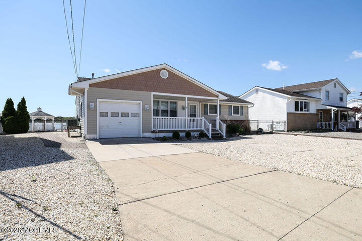 Property Photo:  132 E Navasink Drive  NJ 08087 