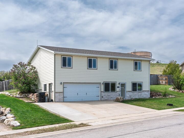 Property Photo: 3409 Roughlock Lane SD 57783
