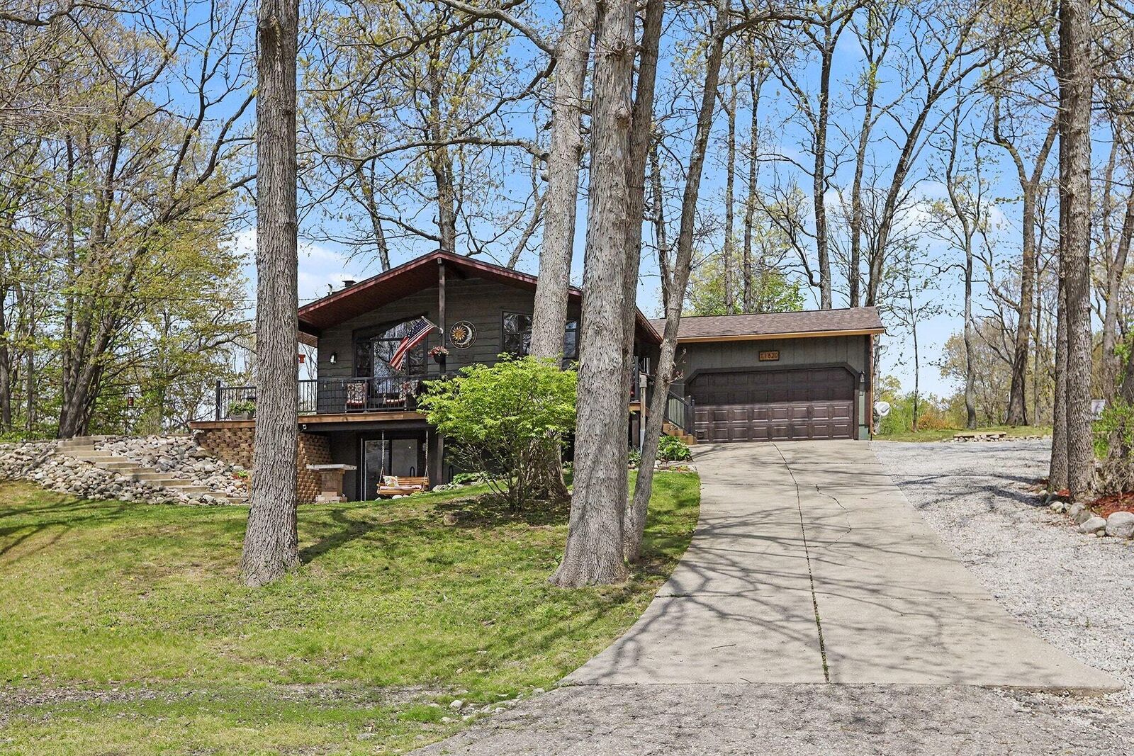Property Photo:  11820 Killarny Circle  MI 49249 