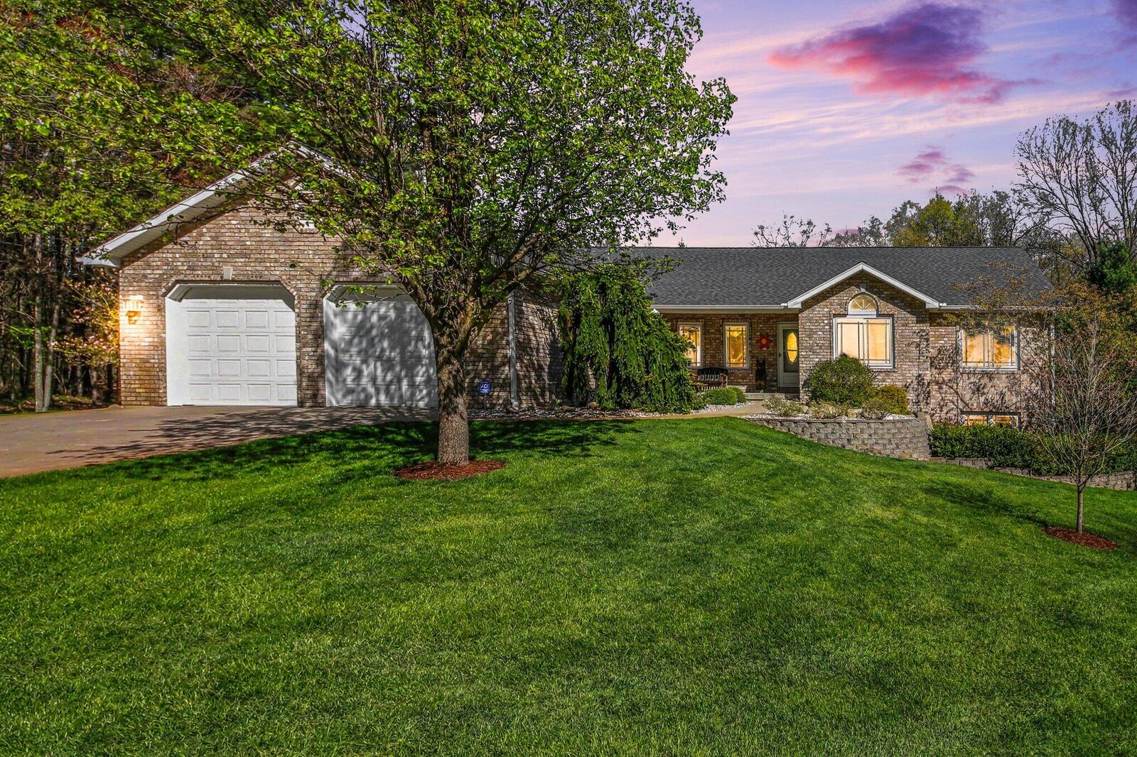 Property Photo: 11010 Lincoln Lake Road NE MI 48838